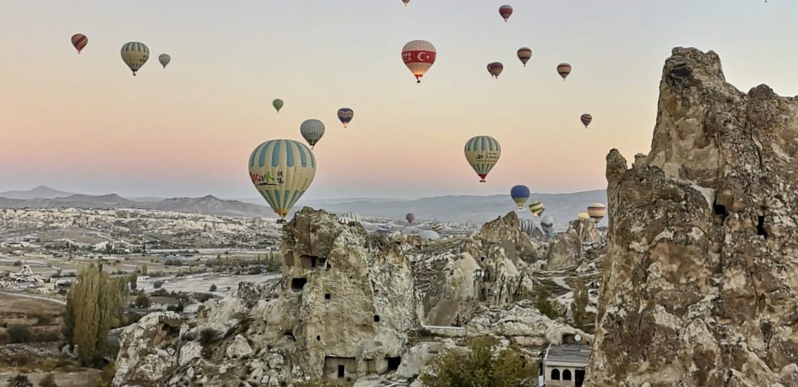 Sobrevolando Capadocia | Mi Mundo Travel Planner